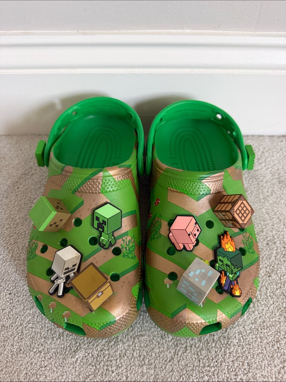 Kids Minecraft Crocs size J4